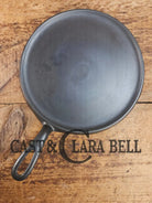 1920’s Griswold #8 Round Griddle 608. Collector grade and wonderful daily user! Griddle