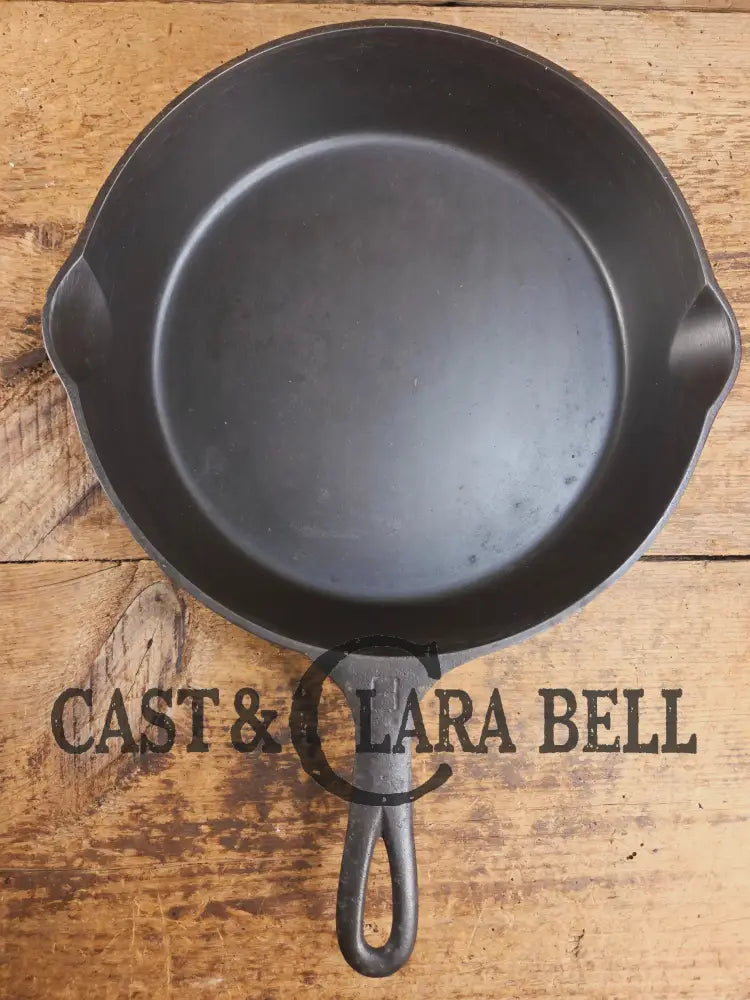 1920’s Griswold #8 Skillet with Large Block Logo and Smooth Bottom 704 F Skillet