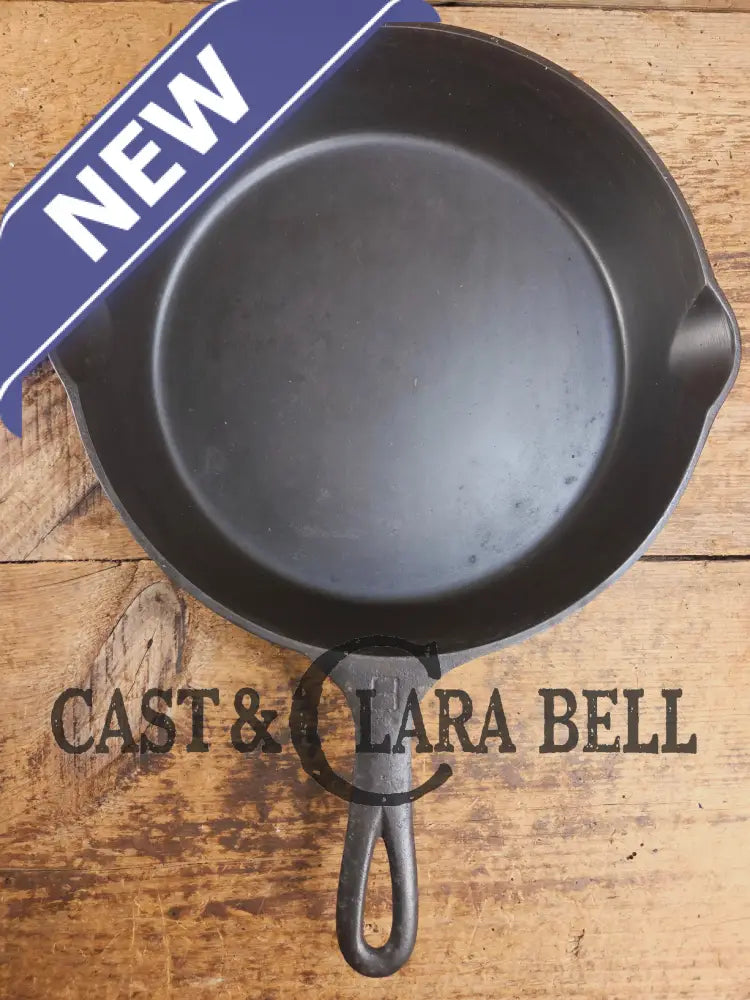 1920’s Griswold #8 Skillet with Large Block Logo and Smooth Bottom 704 F Skillet