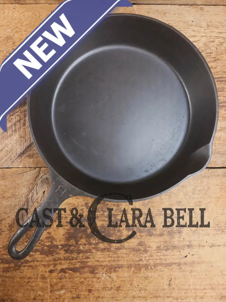 1920’s Griswold #8 Skillet with Large Block Logo and Smooth Bottom 704 F Skillet