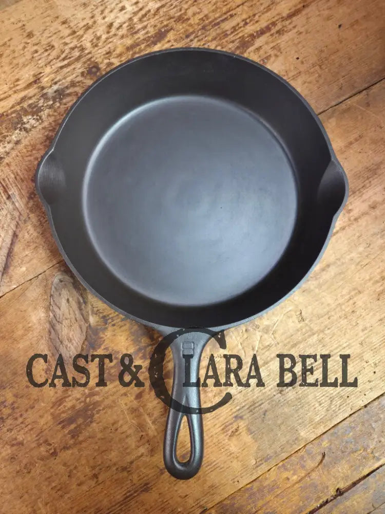 1920’s Griswold #8 Skillet with Large Block Logo and Smooth Bottom 704 F Skillet
