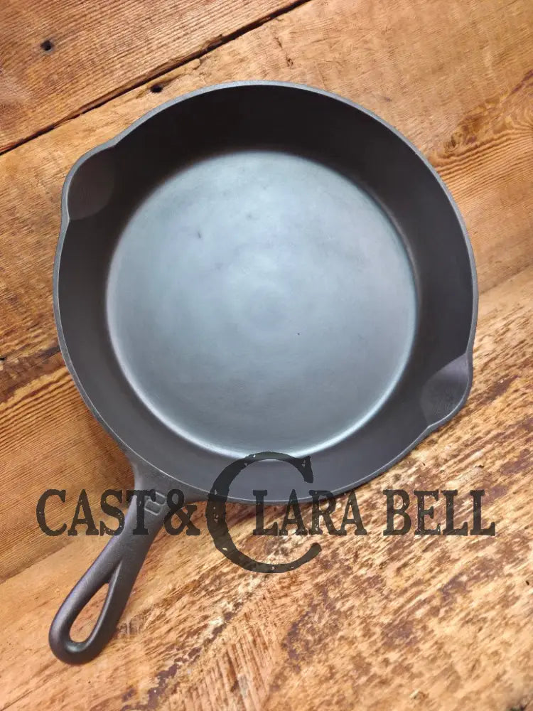 1920’s Griswold #8 Skillet with Large Block Logo and Smooth Bottom 704 F Skillet