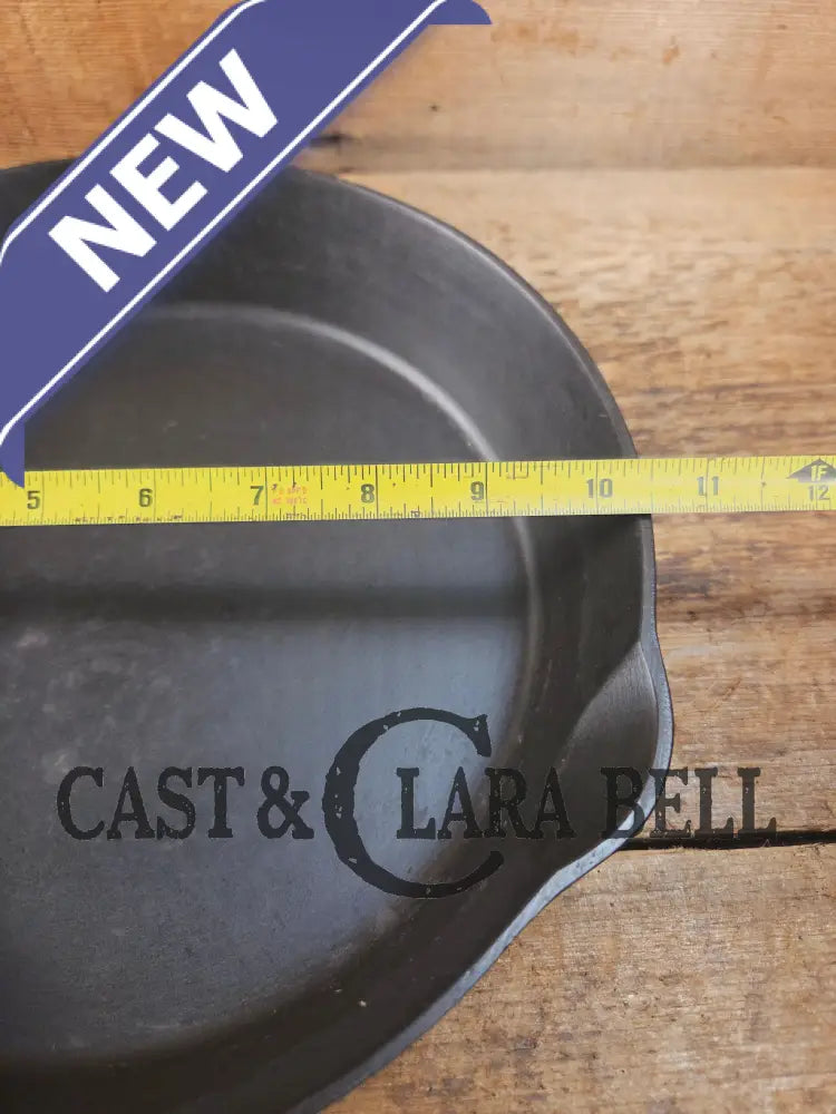 1920’s Griswold #8 Skillet with Large Block Logo and Smooth Bottom 704 M Skillet