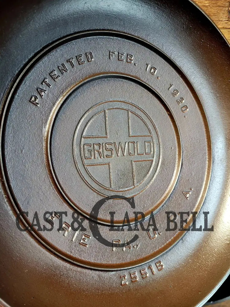 1920’S Griswold #8 Tite-Top Cast Iron Dutch Oven With Large Block Logo 833 A And High Dome Lid