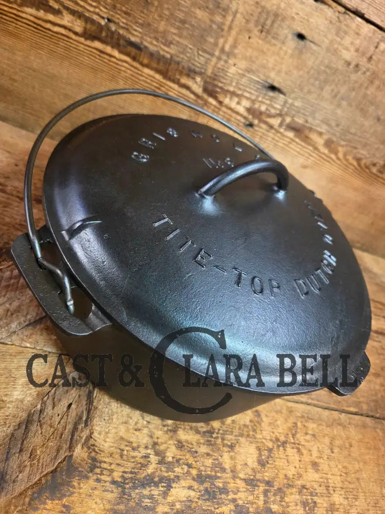 1920’s Griswold #9 Dutch Oven w/ Slant Logo p/n 834 A and p/n 2552 matching block lid Dutch Ovens Trivets & Kettles
