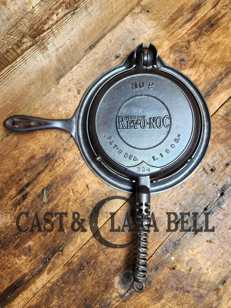 1920S Griswold Made Hsb & Co Rev-O-Noc Waffle Iron (334/335)