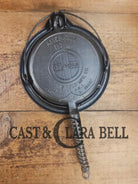 1920’s Griswold No. 8 Waffle Iron (314/315) with low (913) bailed base. Makes crispy waffles! Waffle Iron