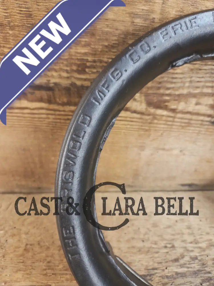 1920’s Griswold No. 8 Waffle Iron (314/315) with low (913) bailed base. Makes crispy waffles! Waffle Iron