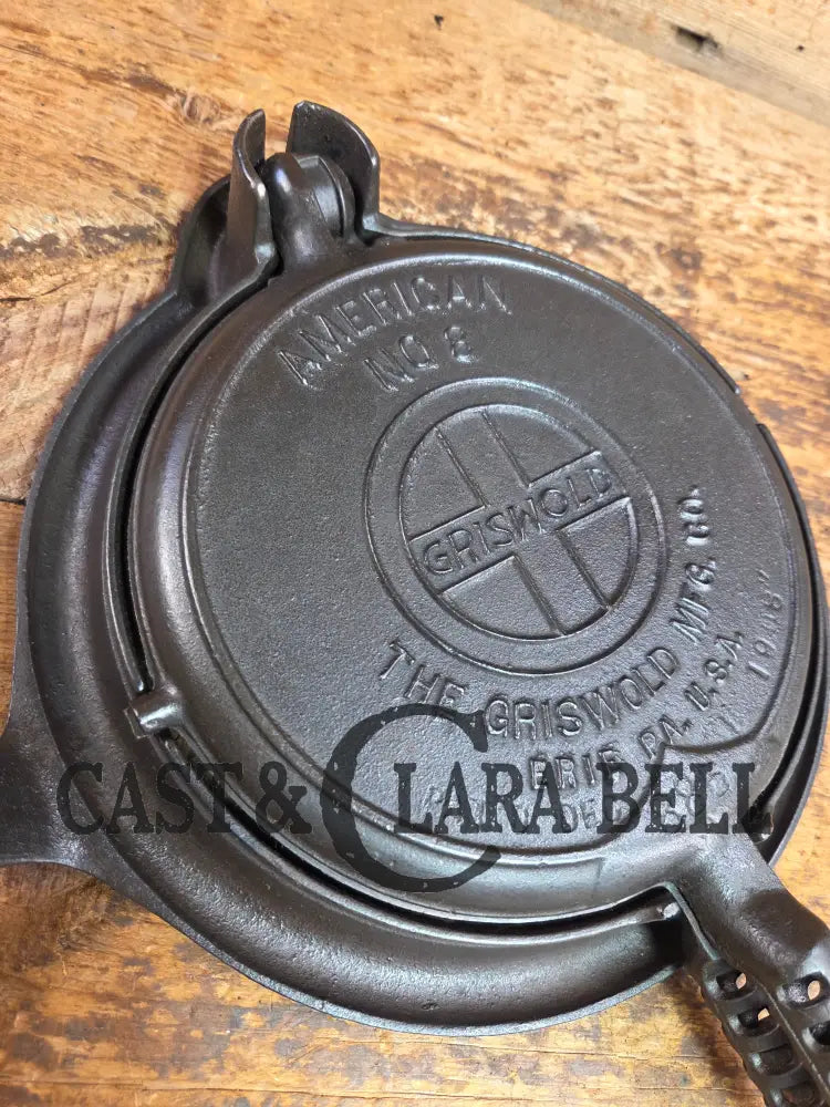 1920’s Griswold No. 8 Waffle Iron (886/885) with original handles & short base 795 Waffle Iron