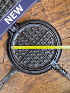 1920’s Griswold No. 8 Waffle Iron (886/885) with original handles & short base 795 - Waffle Iron