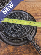 1920’s Griswold No. 8 Waffle Iron (886/885) with original handles & short base 795 (restored pitting) - Waffle Iron