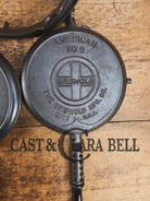 1920’s Griswold No. 8 Waffle Iron (886/885) with short base 795 and original wood handles Waffle Iron