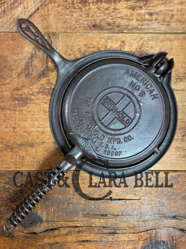 1920’s Griswold No. 8 Waffle Iron (886/885) with short base 795 H Waffle Iron