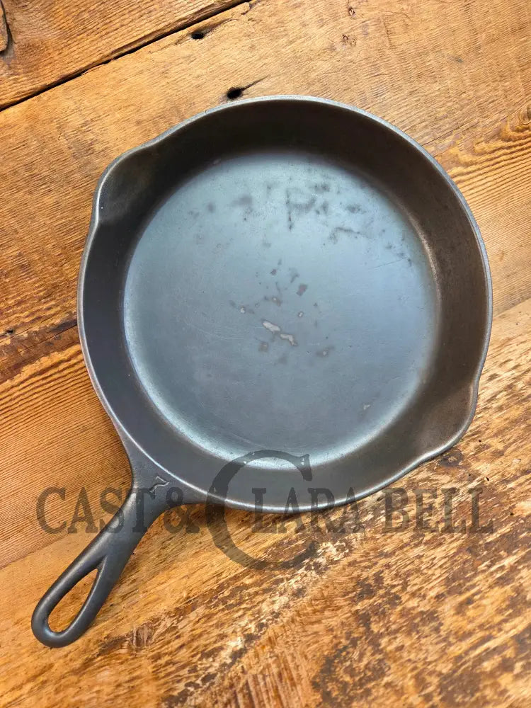 1920’s Griswold’s Victor #7 Skillet with Heat Ring Fully Marked 721. Amazing Sauté skillet - Skillet