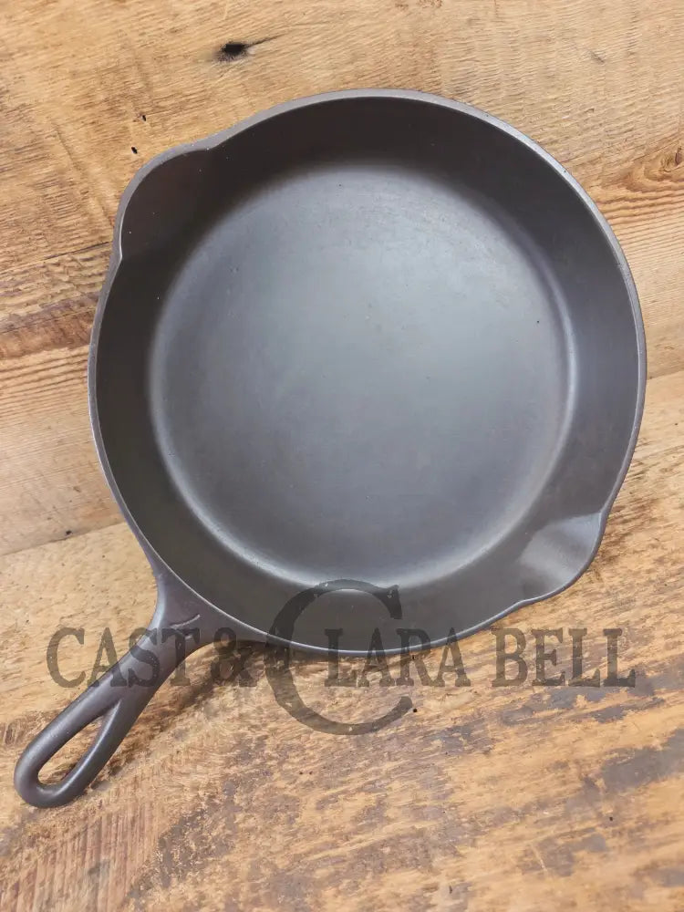 1920’s Griswold’s Victor ’Upside down’ #7 Skillet with Heat Ring Fully Marked 721 B. Amazing Saute skillet - Skillet