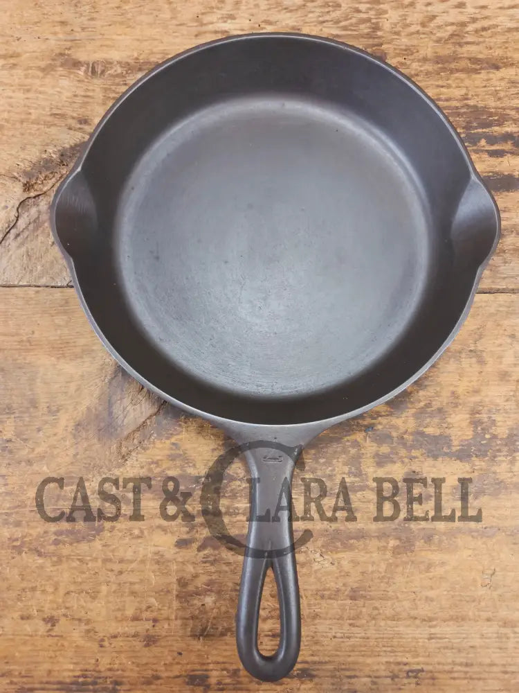 1920’s Griswold’s Victor ’Upside down’ #7 Skillet with Heat Ring Fully Marked 721 B. Amazing Saute skillet - Skillet