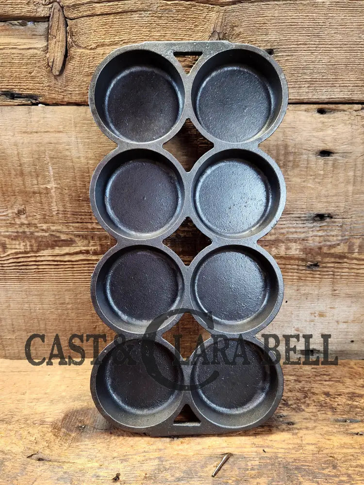 1920 s Hard to find Fully Marked Griswold No. 8 Muffin Pan 8 cup ERI Cast Clara Bell
