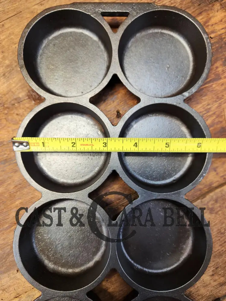 1920’S Hard To Find Fully Marked Griswold No. 8 Muffin Pan Cup Erie 946. Variation 5 Bakeware