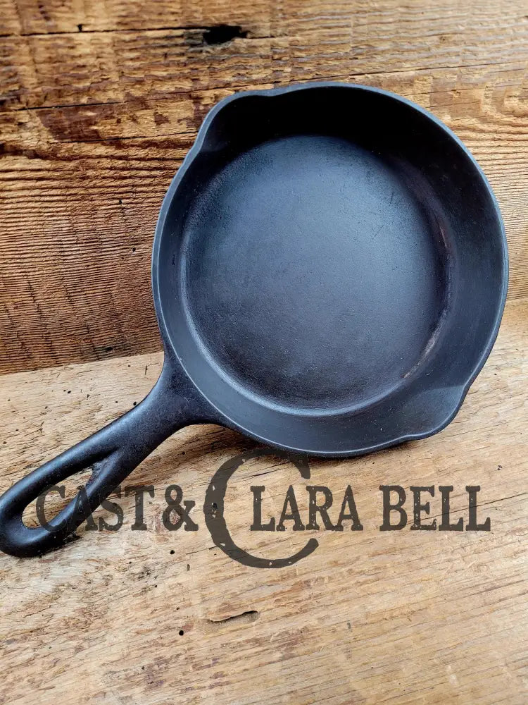 1920’S Unique Wagner Ware #3 Egg Skillet With Stylized Logo 3 C. Restored And Ready To Use!