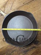 1920’s Wagner Sidney O #9 ’Arc Straight’ Skillet Heat Ring. Beautiful design superior performance. Nickel exterior