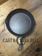 1920’s Wagner Sidney O #9 ’Arc Straight’ Skillet Heat Ring. Beautiful design superior performance. Nickel exterior