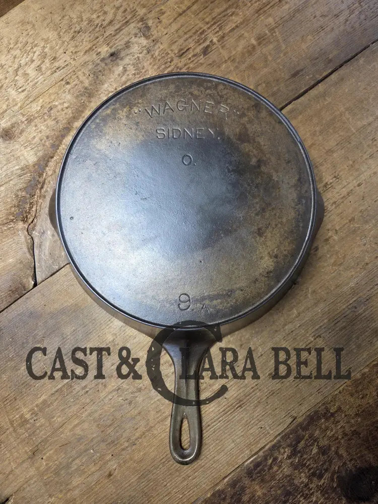 1920’s Wagner Sidney O #9 ’Arc Straight’ Skillet Heat Ring. Beautiful design superior performance. Nickel exterior