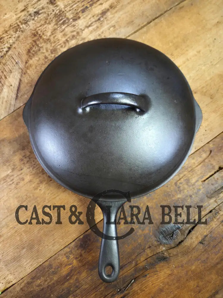 1920’s Wagner Ware #8 Deep Skillet with Lid. Perfect chicken fryer! Restored and Ready to Use! Skillet