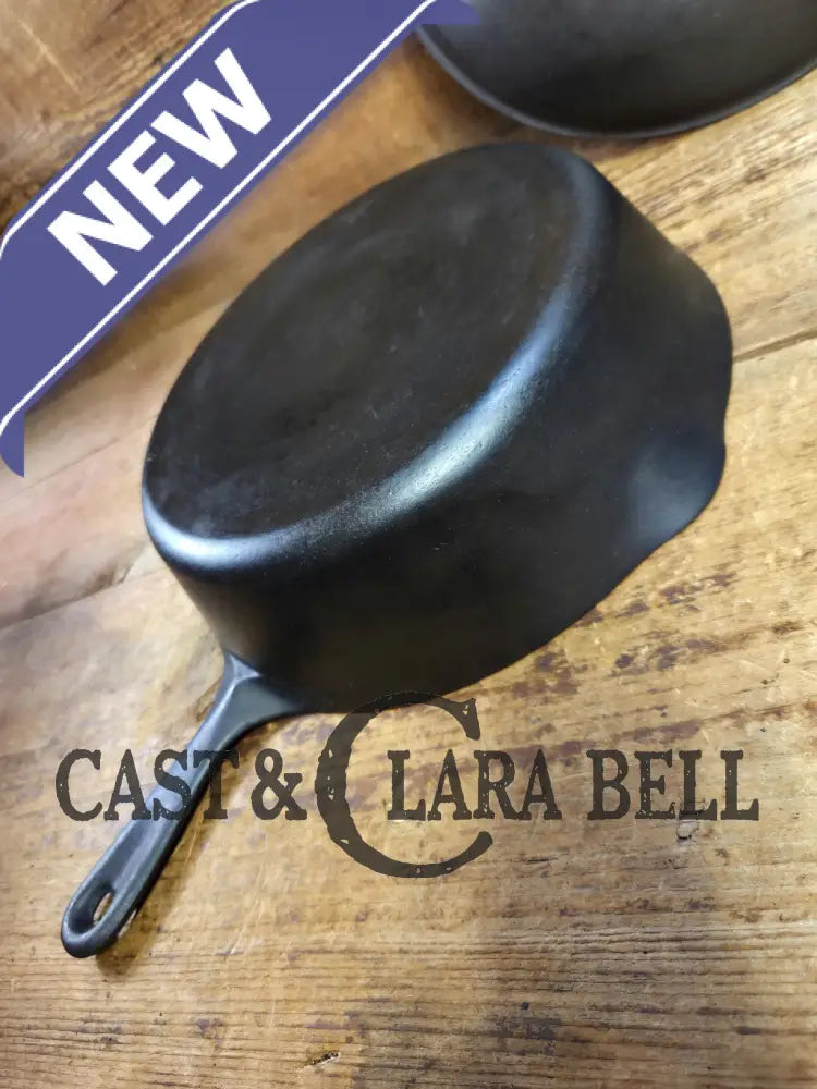 1920’s Wagner Ware #8 Deep Skillet with Lid. Perfect chicken fryer! Restored and Ready to Use! Skillet
