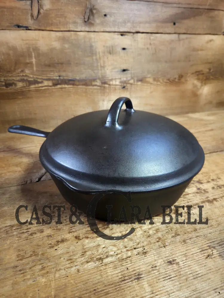 1920’s Wagner Ware #8 Deep Skillet with Lid. Perfect chicken fryer! Restored and Ready to Use! Skillet