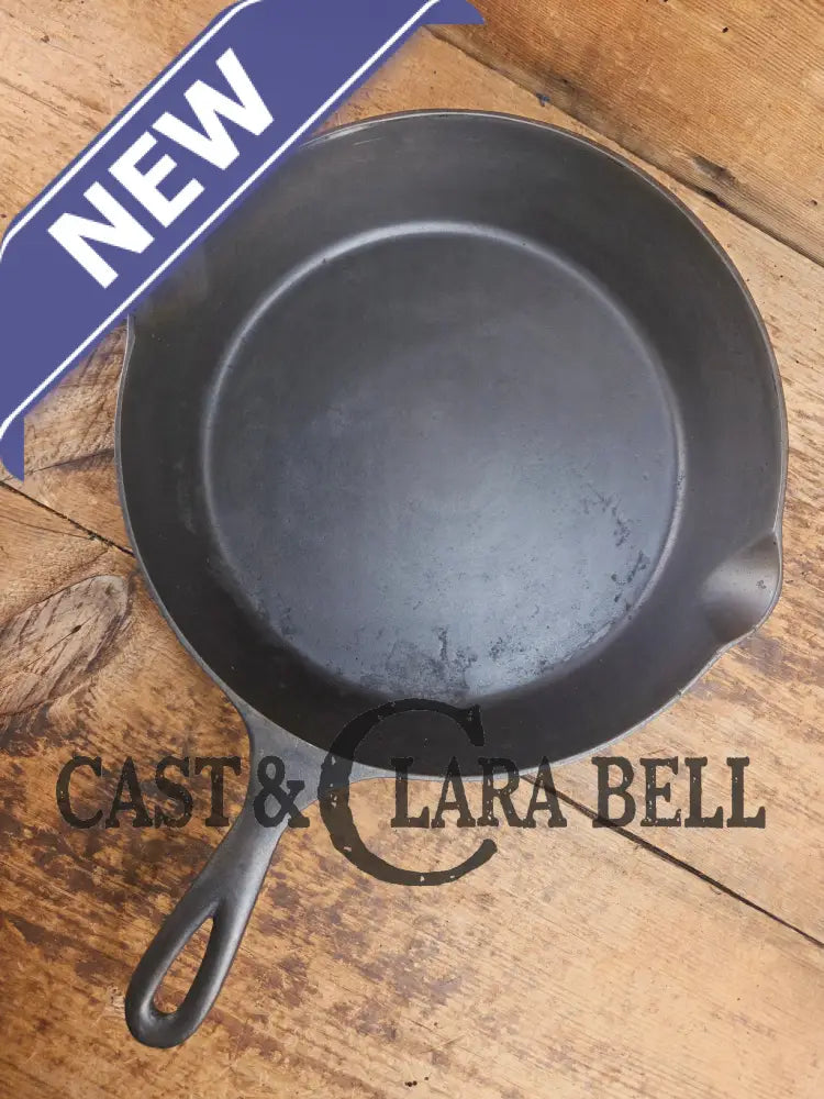 1920’s Wapak ’Z Logo’ #8 Skillet 101. Each Wapak is unique and tells its own story! Skillet