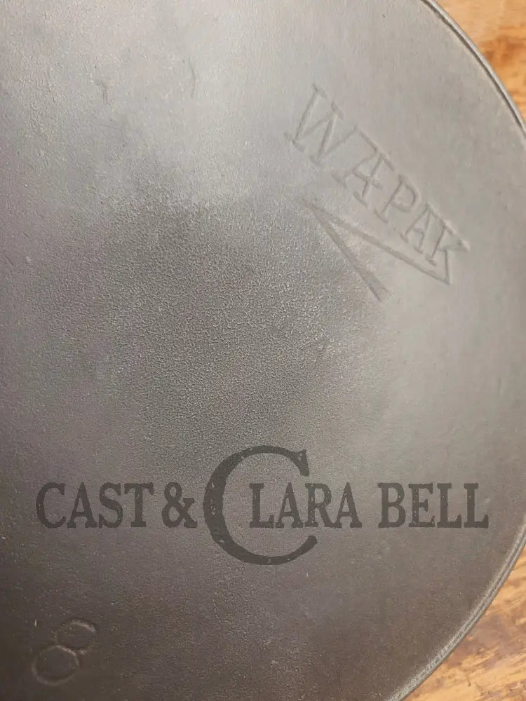 1920’s Wapak ’Z Logo’ #8 Skillet 101. Each Wapak is unique and tells its own story! Skillet