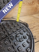 1920’s Wardway by Wagner Cast iron Waffle Iron. These are not found often beautiful every day waffle iron with a cool