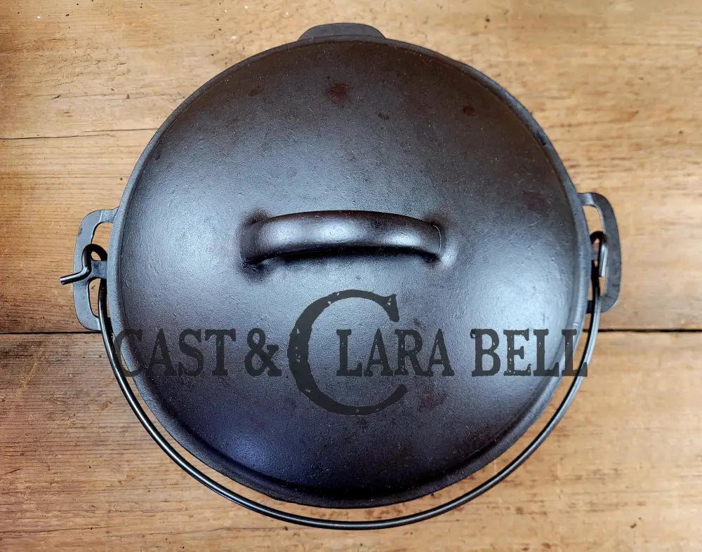 1930’S Beautiful Fully Restored Wagner #8 Dutch Oven With Sawtooth Drip Style Lid. Perfect For