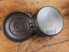 1930’s Beautiful fully restored Wagner #8A Dutch Oven with Sawtooth drip style lid. Perfect for soups breads or stews!