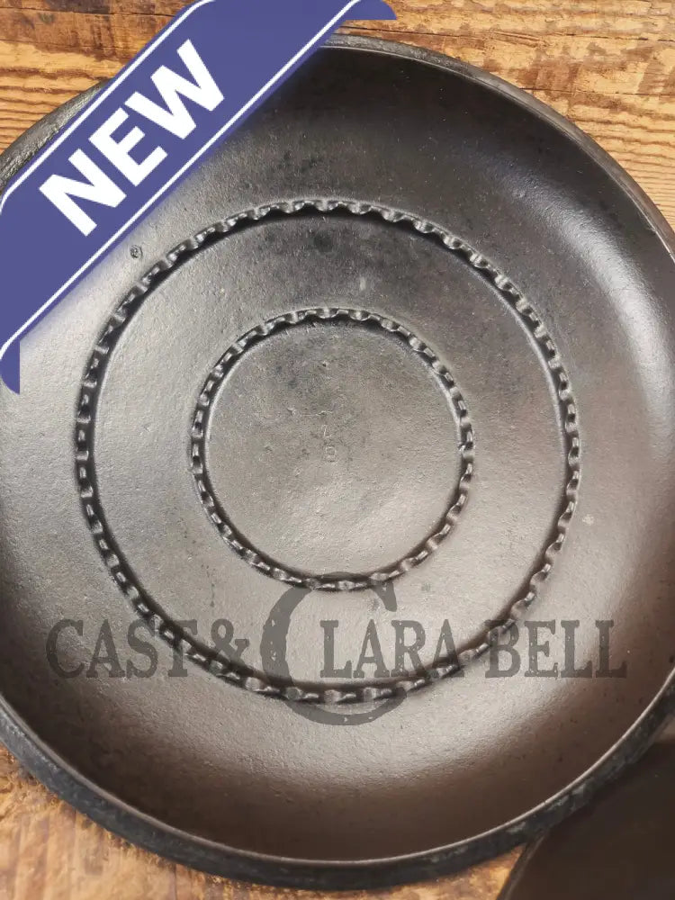 1930’s Beautiful! Wagner #8 Dutch Oven with High Dome Sawtooth pattern Lid 1268 A. Perfect for soups breads or stews!