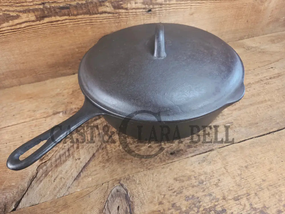 1930’s Birmingham Stove & Range (BSR) Red Mountain Series #8G2 Deep Skillet 8 with Lid 8B. Restored and ready to fry!