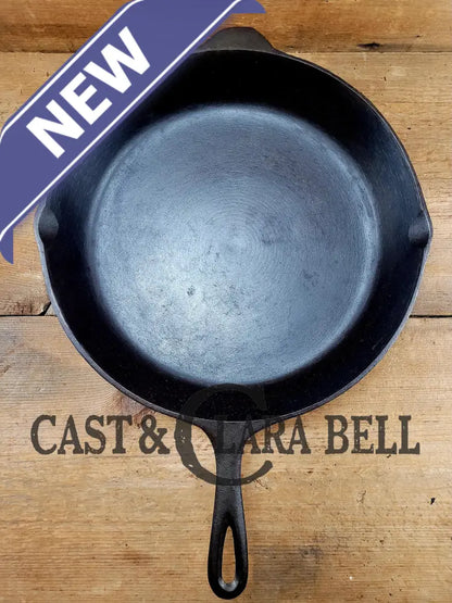 1930’S Era Lodge #12 Cast Iron Skillet With 3 Notch Heat Ring. Huge And Perfect For Large Batch