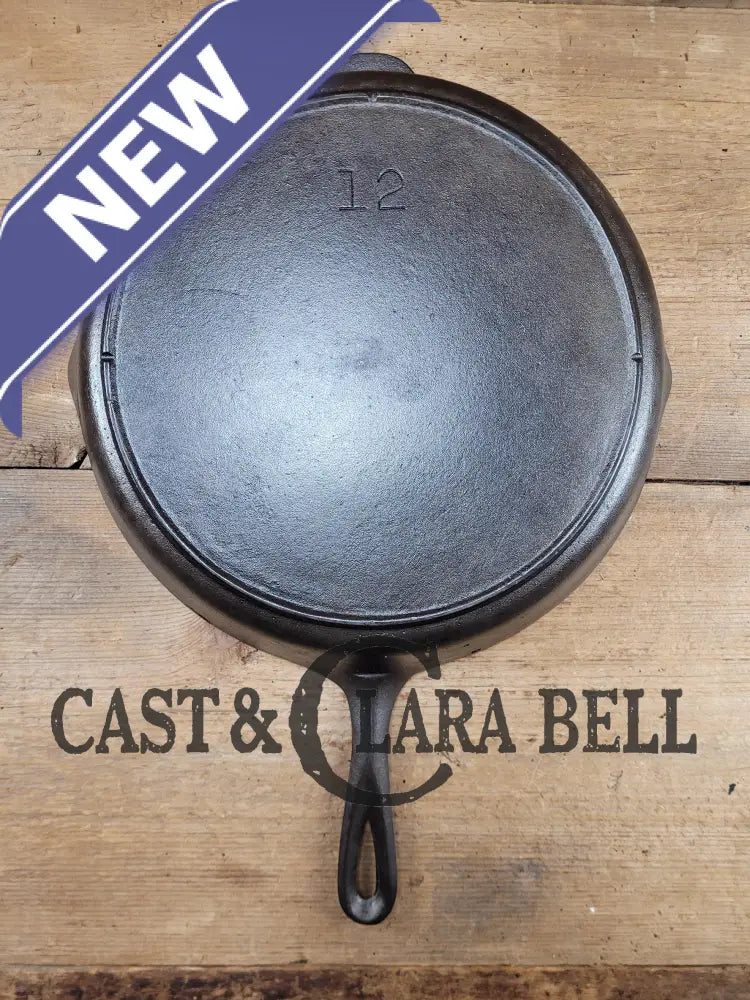 1930’S Era Lodge #12 Cast Iron Skillet With 3 Notch Heat Ring. Huge And Perfect For Large Batch