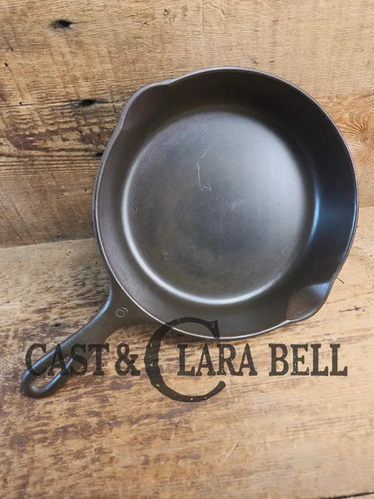 1930s Era Wagner Ware #6 Cast Iron Sautee Skillet with Smooth Bottom 1056 Skillet