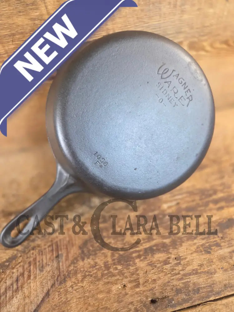1930s Era Wagner Ware #6 Cast Iron Sautee Skillet with Smooth Bottom 1056 F - Skillet