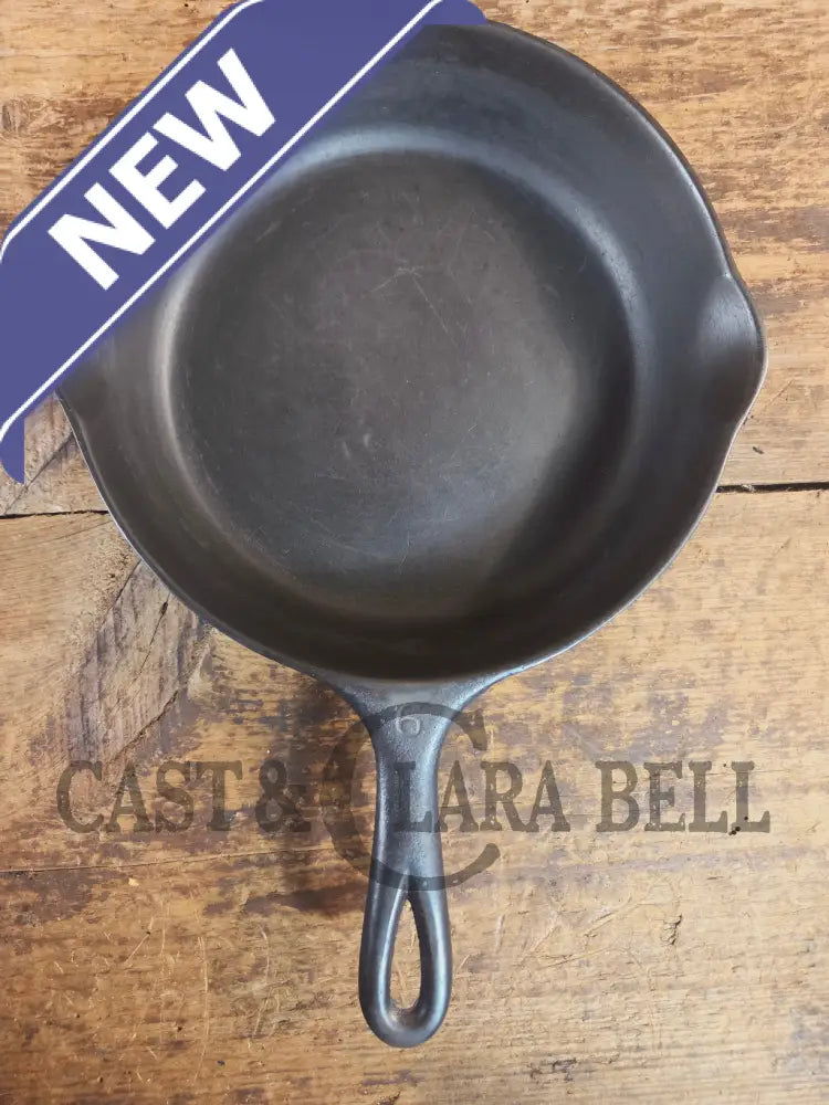 1930s Era Wagner Ware #6 Cast Iron Sautee Skillet with Smooth Bottom 1056 F - Skillet