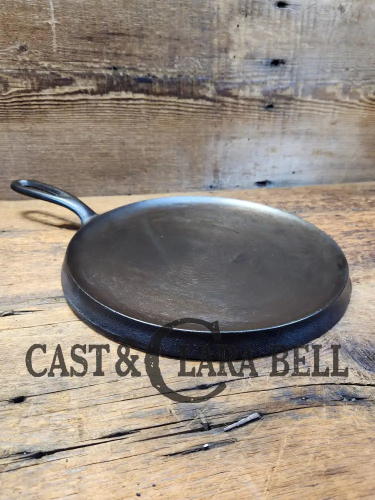 1930’S Era Wagner Ware #9 Cast Iron Round Griddle 1109 A. Makes Great Grilled Cheese!