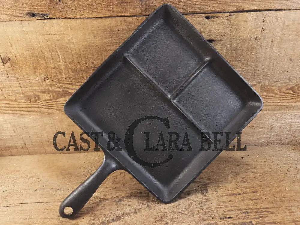 1930’s Era Wagner Ware Bacon and Egg Cast Iron Breakfast Skillet Early bullet hole handle. 1101. Great gift idea!