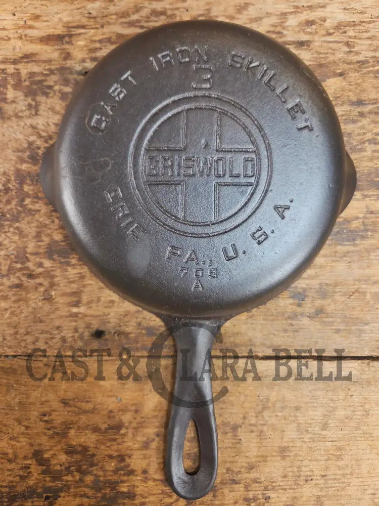 1930’s Griswold #3 Cast Iron Egg Skillet with Large Block Logo 709 A Skillet
