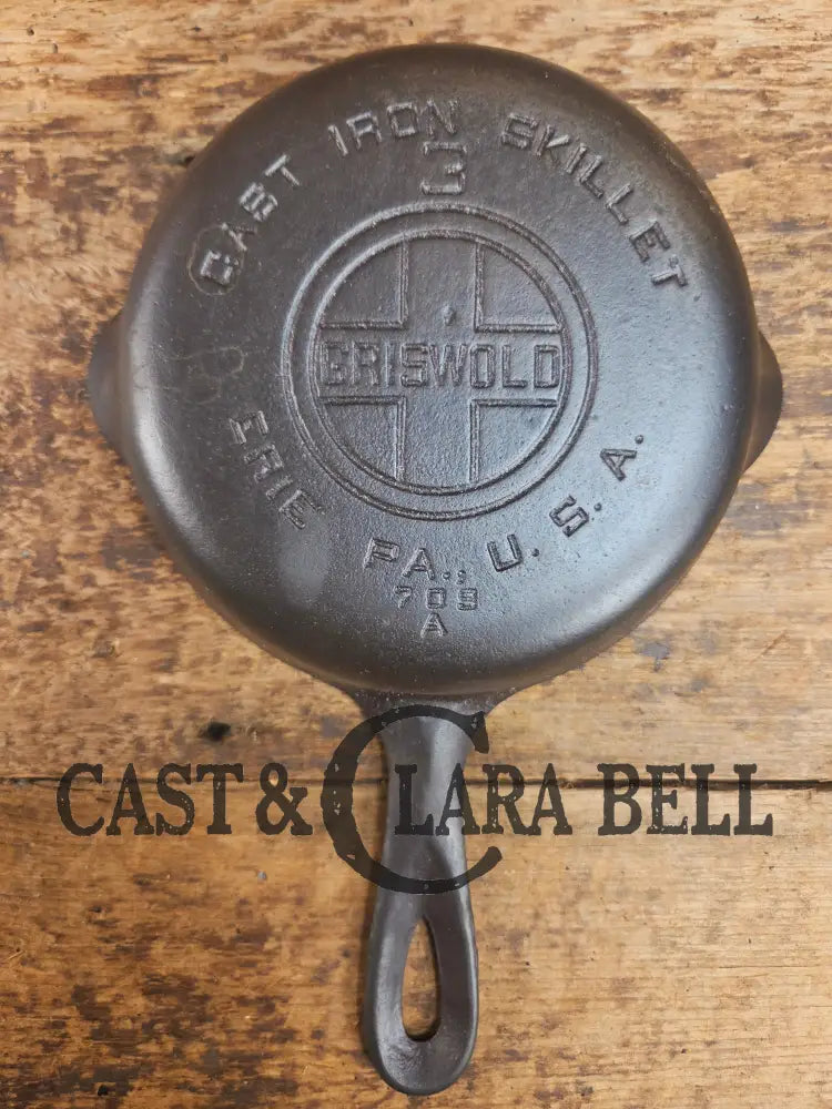 1930’s Griswold #3 Cast Iron Egg Skillet with Large Block Logo 709 A Skillet