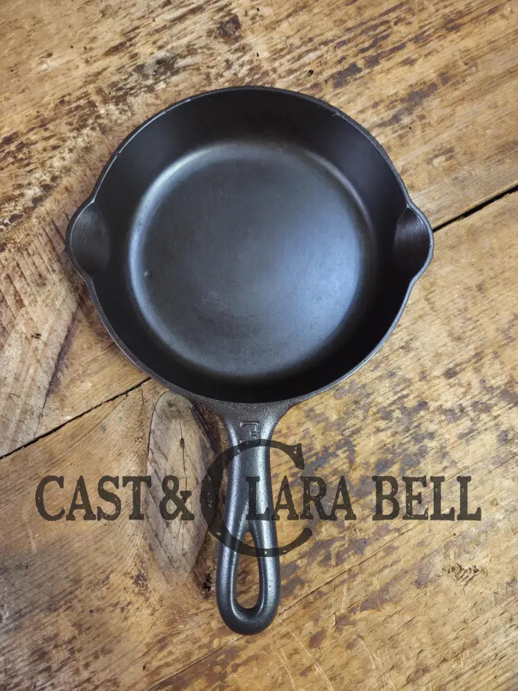 1930’s Griswold #3 Egg Skillet with Large Block Logo and Smooth Bottom 709 Skillet