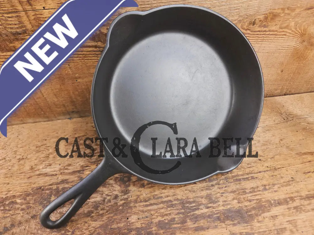 1930’s Griswold #5 Cast Iron Skillet with Large Block Logo 724. Awesome sauté skillet Skillet
