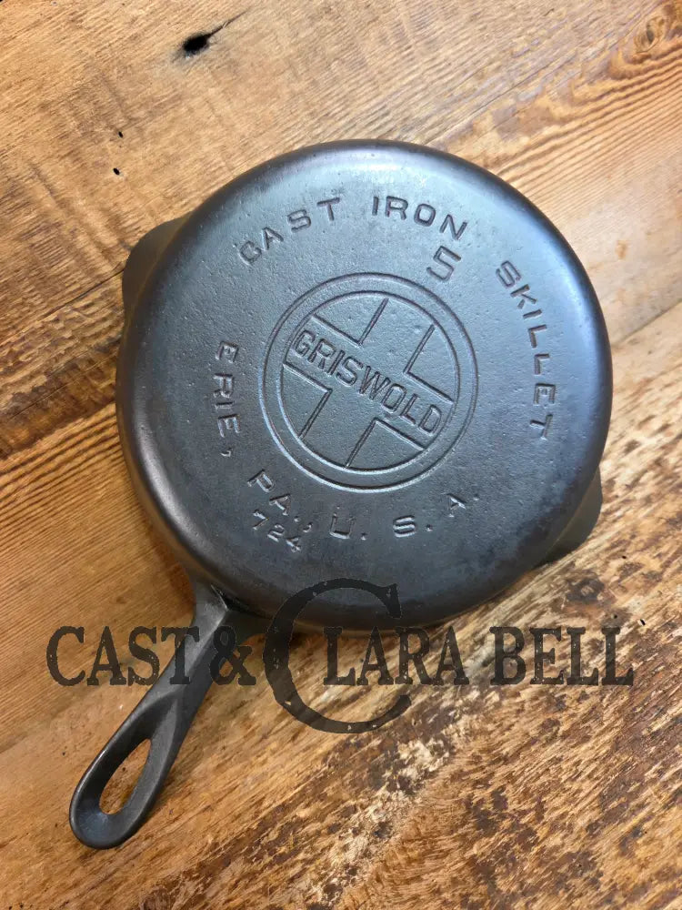 1930’s Griswold #5 Cast Iron Skillet with Large Block Logo 724. Awesome sauté skillet! - Skillet