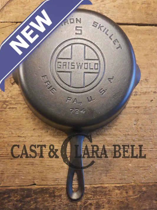 1930’s Griswold #5 Cast Iron Skillet with Large Block Logo 724. Awesome saute skillet! Skillet