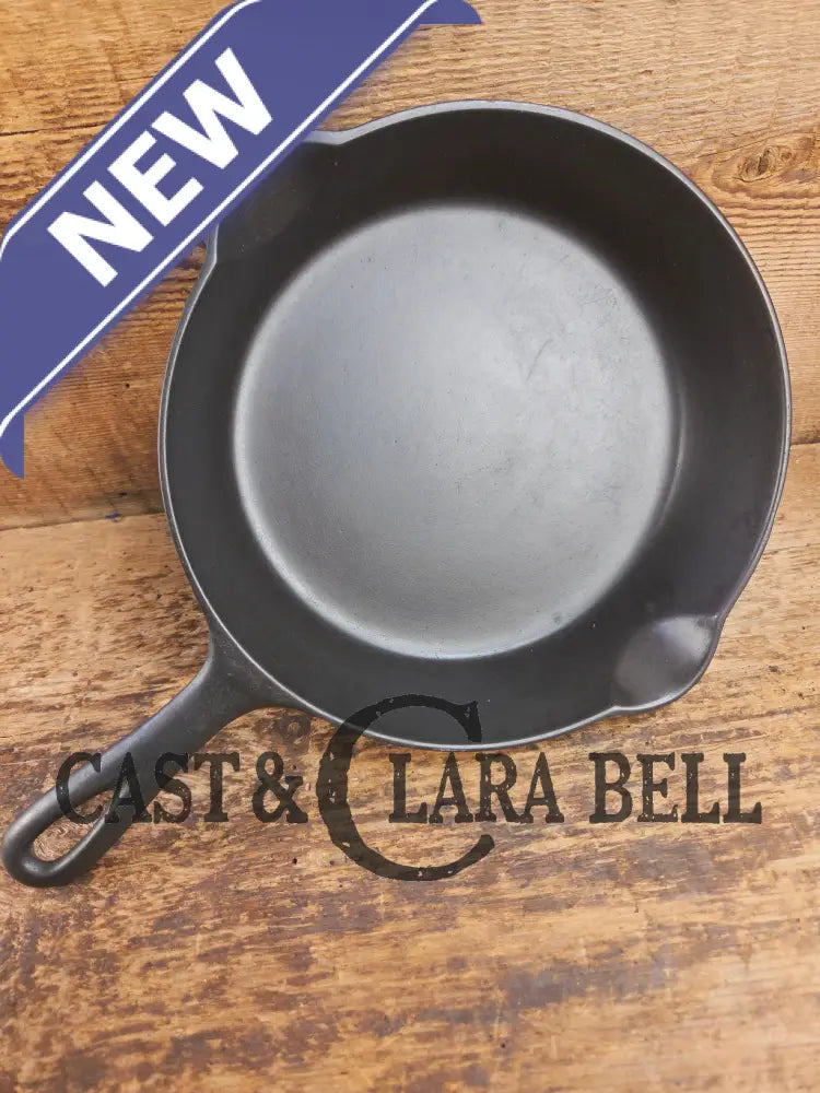 1930’s Griswold #5 Cast Iron Skillet with Large Block Logo 724. Awesome sauté skillet Skillet